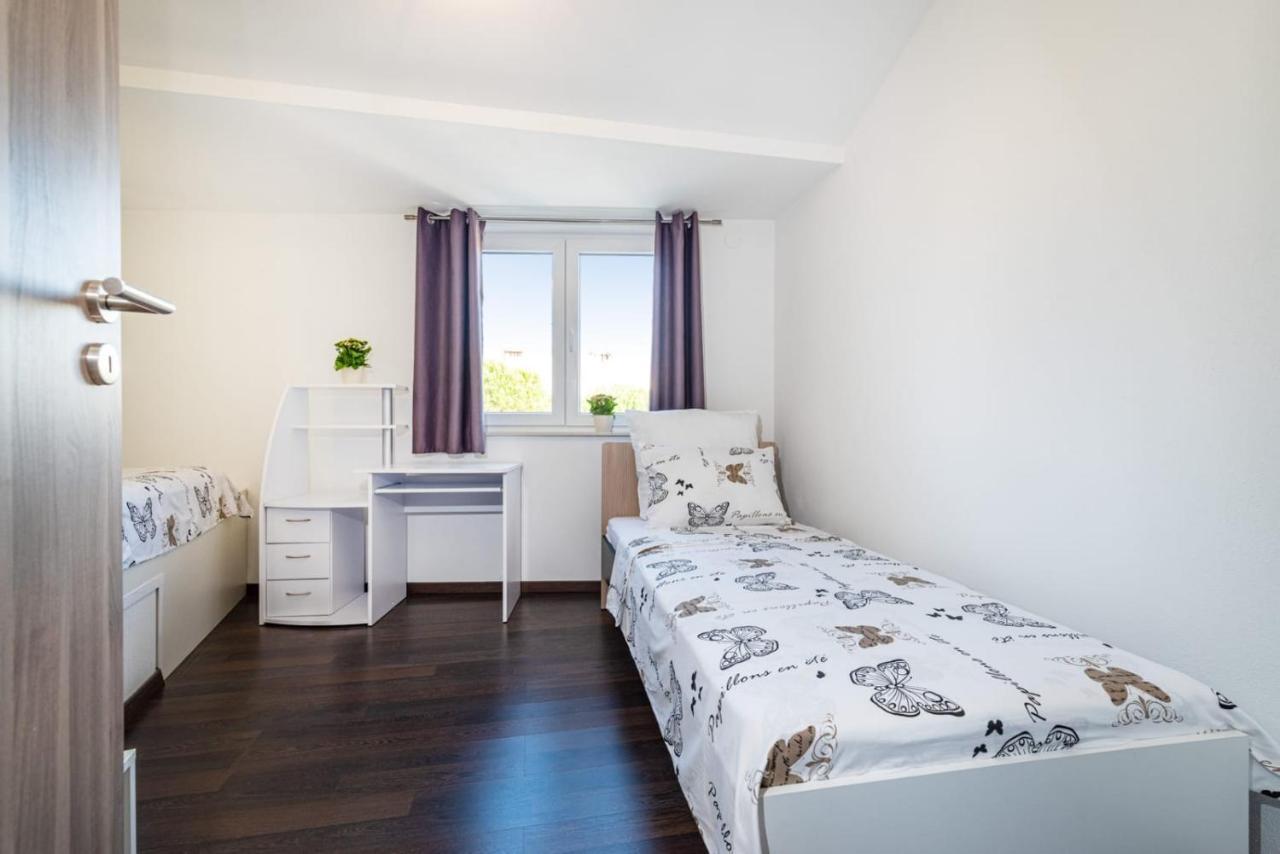 Kuca Za Odmor Natali Villa Nin Exteriör bild